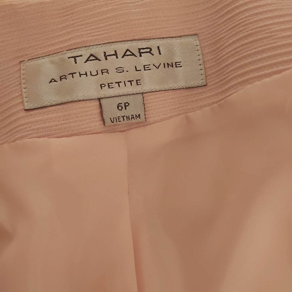 Blazer - Picture 5 of 9
